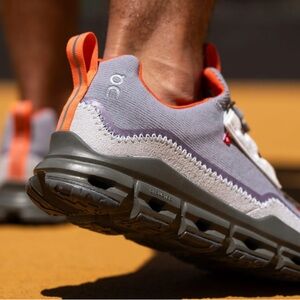 On Running Cloudaway  men Alloy Ivy Grey'
$189 size 11.5 NEW